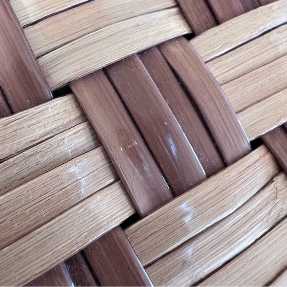 PURSE | Brown, tan & gold checkered basket woven medium box spring hand purse - Picture 4 of 16